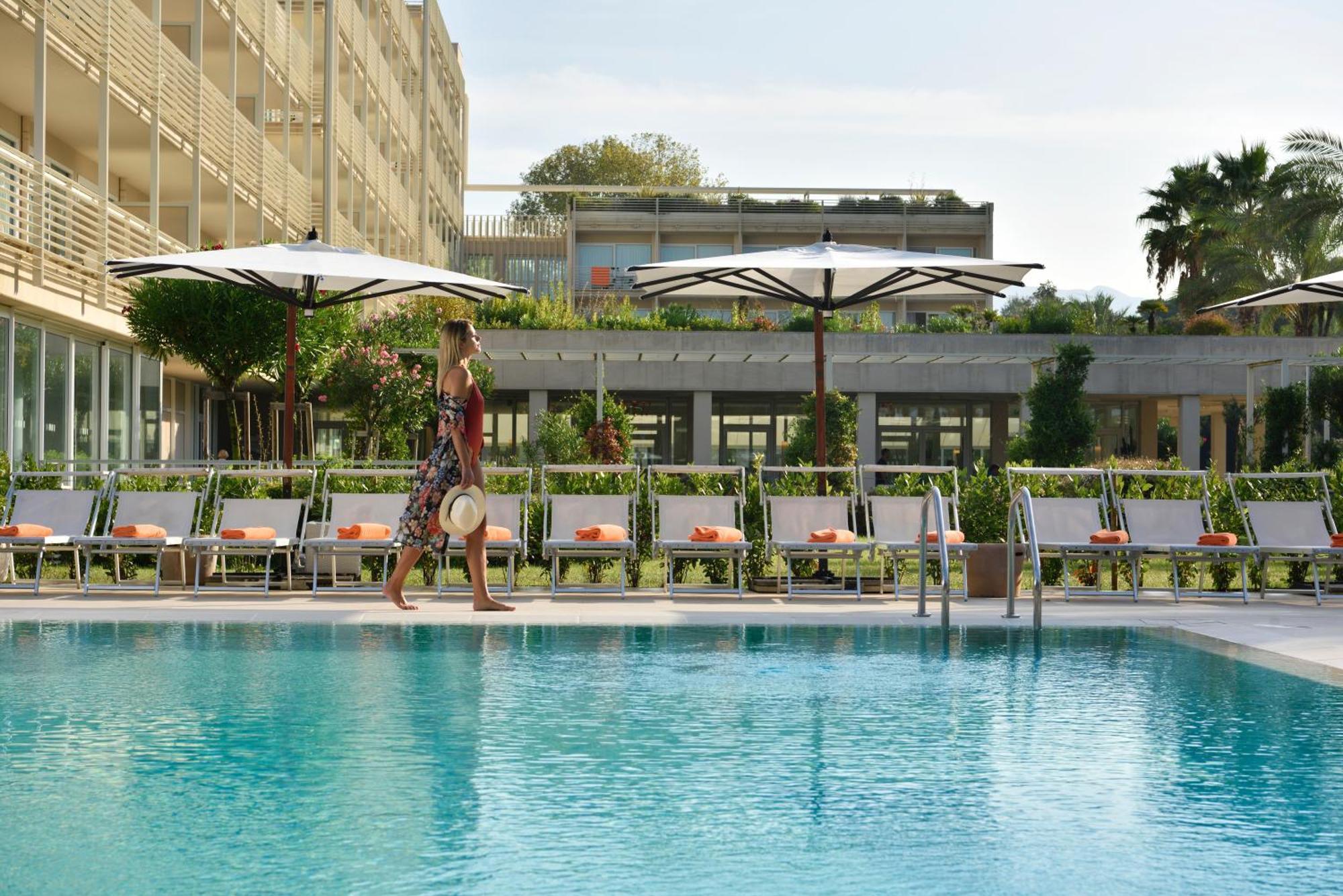 แวร์ซิเลีย ลิโด - ยูเอ็นเอ เอสเปเรียนเซ Hotel ลิโด ดิ กามาโยเร ภายนอก รูปภาพ