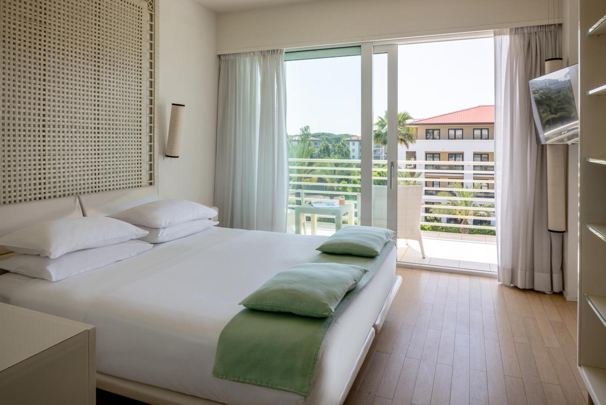แวร์ซิเลีย ลิโด - ยูเอ็นเอ เอสเปเรียนเซ Hotel ลิโด ดิ กามาโยเร ภายนอก รูปภาพ