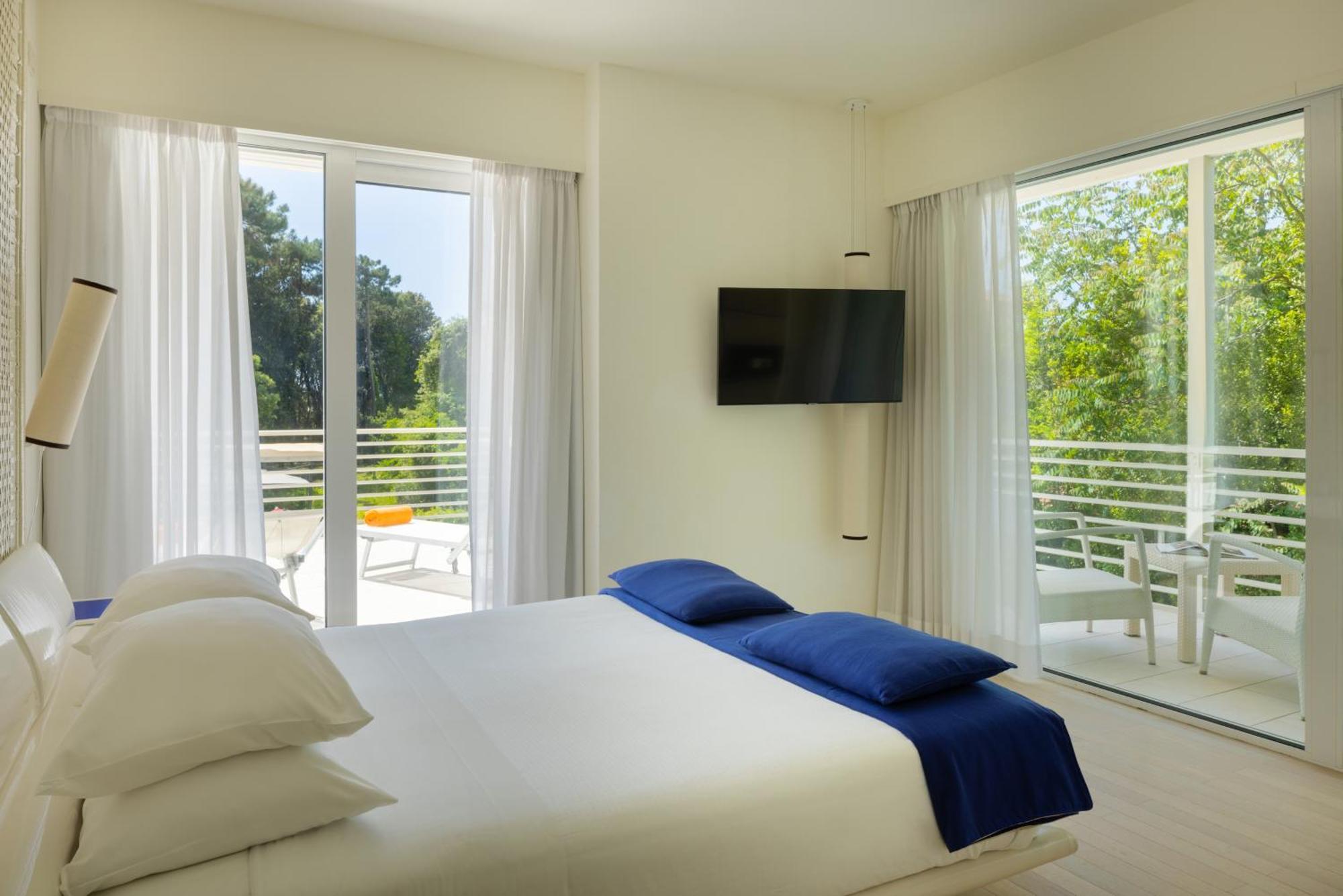 แวร์ซิเลีย ลิโด - ยูเอ็นเอ เอสเปเรียนเซ Hotel ลิโด ดิ กามาโยเร ภายนอก รูปภาพ